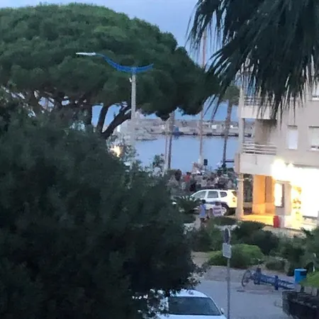 Magnifique Emplacement Pour Ce Joli F3 Cavalaire-sur-Mer Exterior photo
